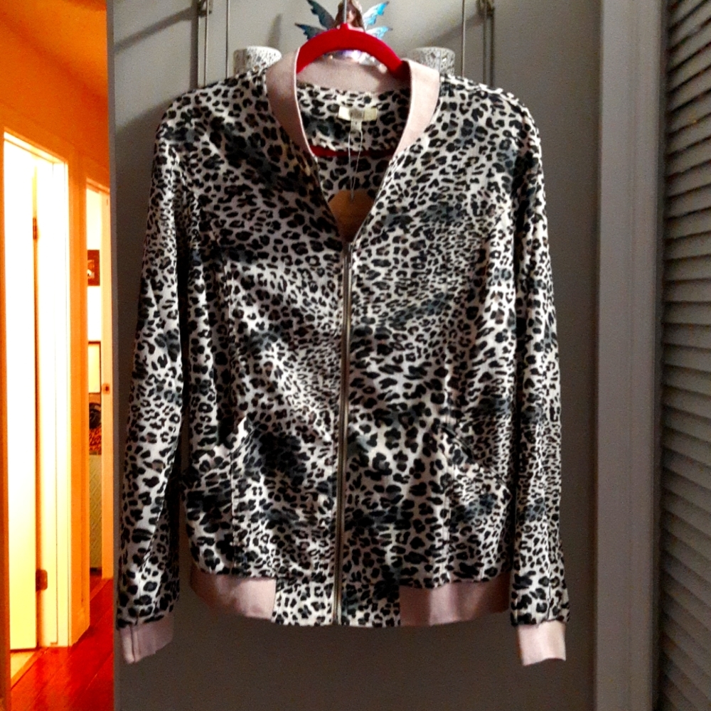 Animal print bomber jacket NWT